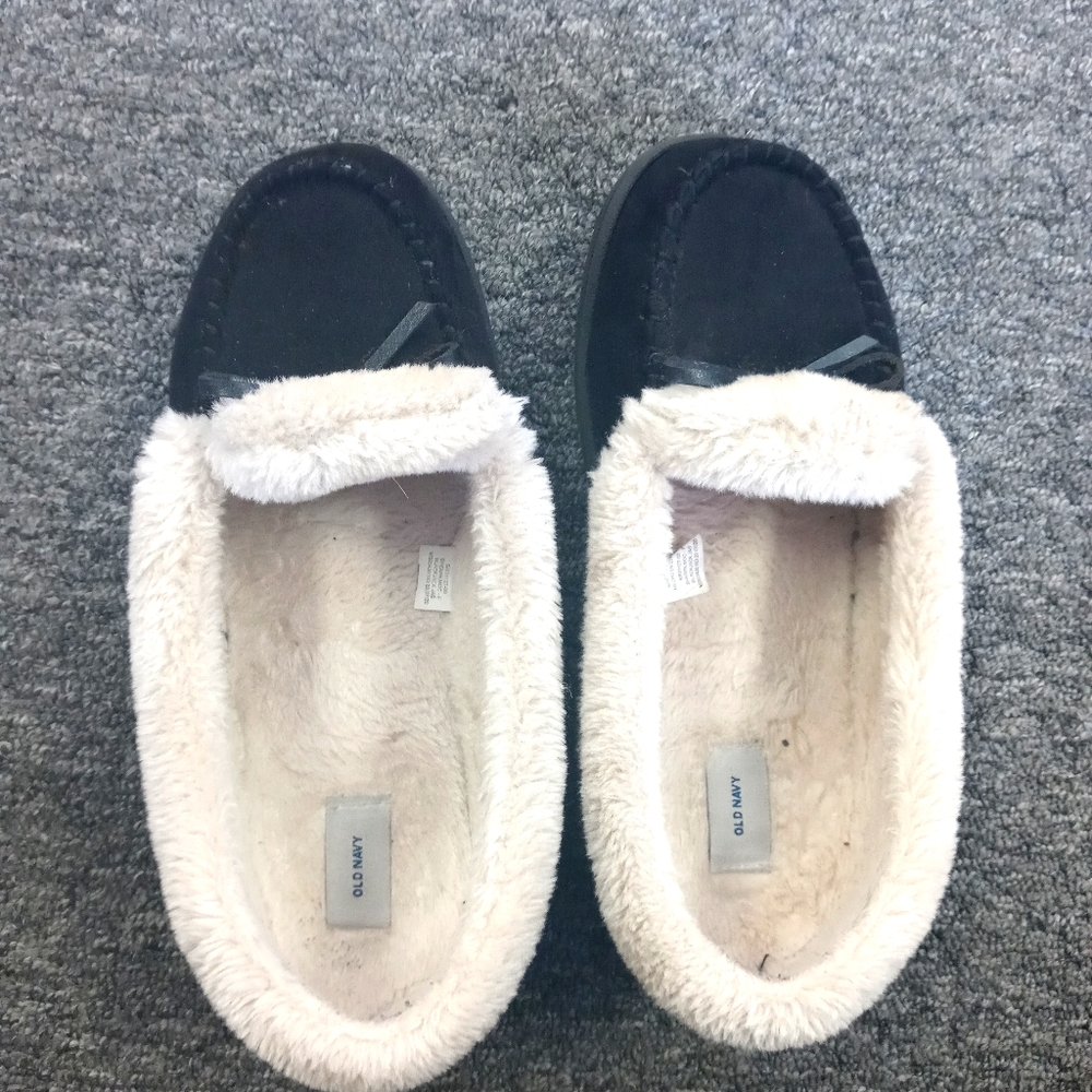 Old navy moccasin slippers